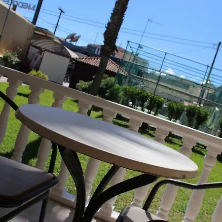 Hotel Medousa - Adults Only *